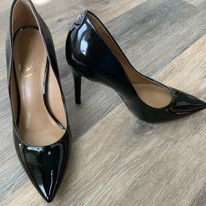 Sam Edelman Hazel pointed toe black patent heels 6.5 originally priced at $140